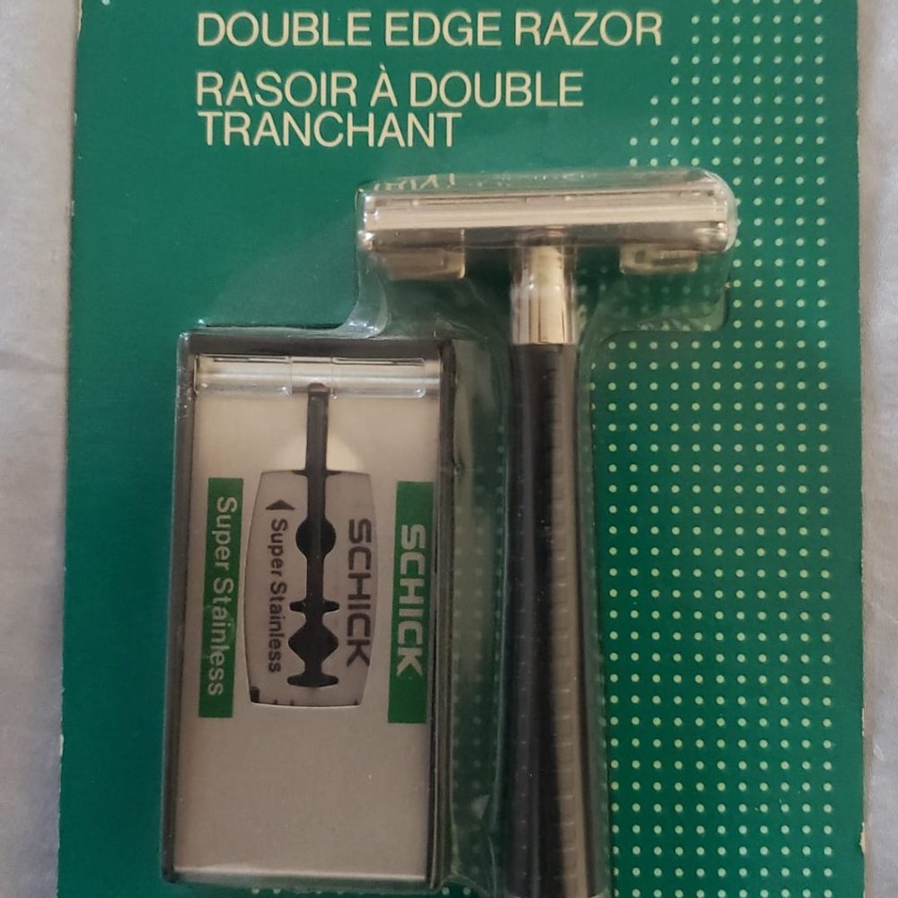 Schick Double Edge Razor with Super Stainless Blades